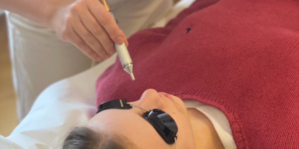 Laserakupunktur im Vergleich zur klassischen Akupunktur bei Salutogenia